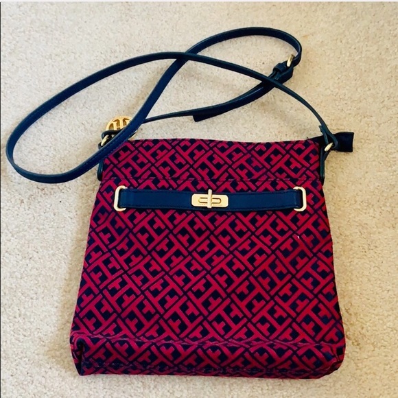 Tommy Hilfiger Handbags - Tommy Hilfiger Crossbody Bag. NWOT